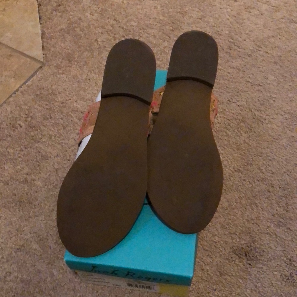 Shoes - Picture 5 of 8